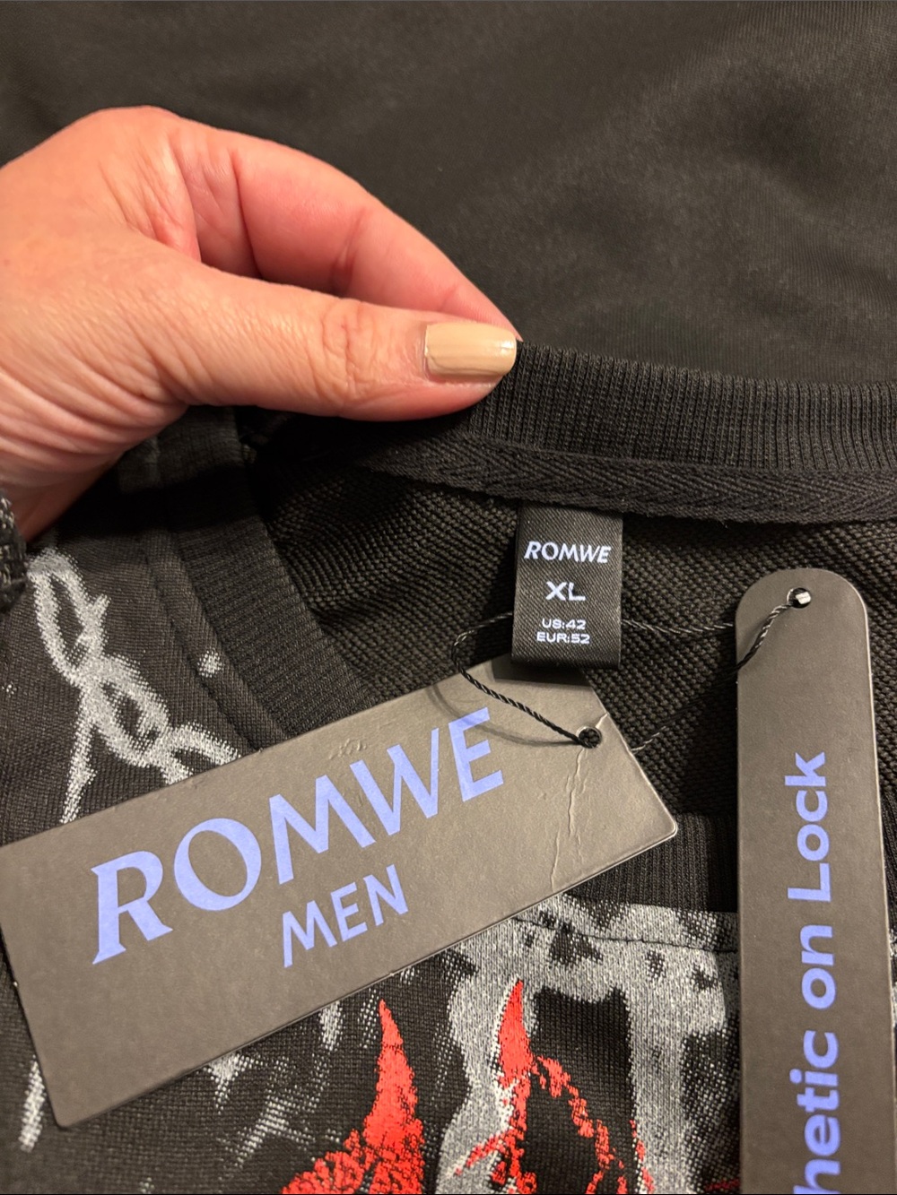 Romwe Street Life Anime Sweatshirt - Picture 7 of 8